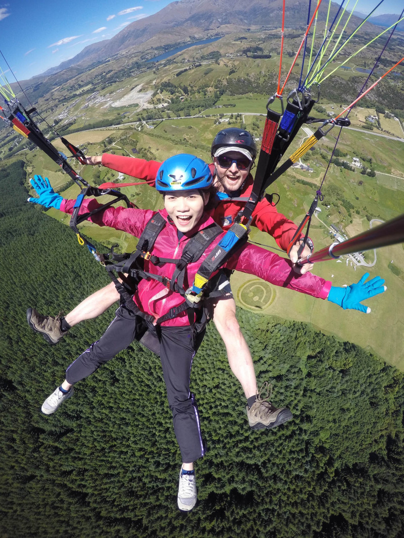Coronet Peak Tandem Paragliding 5