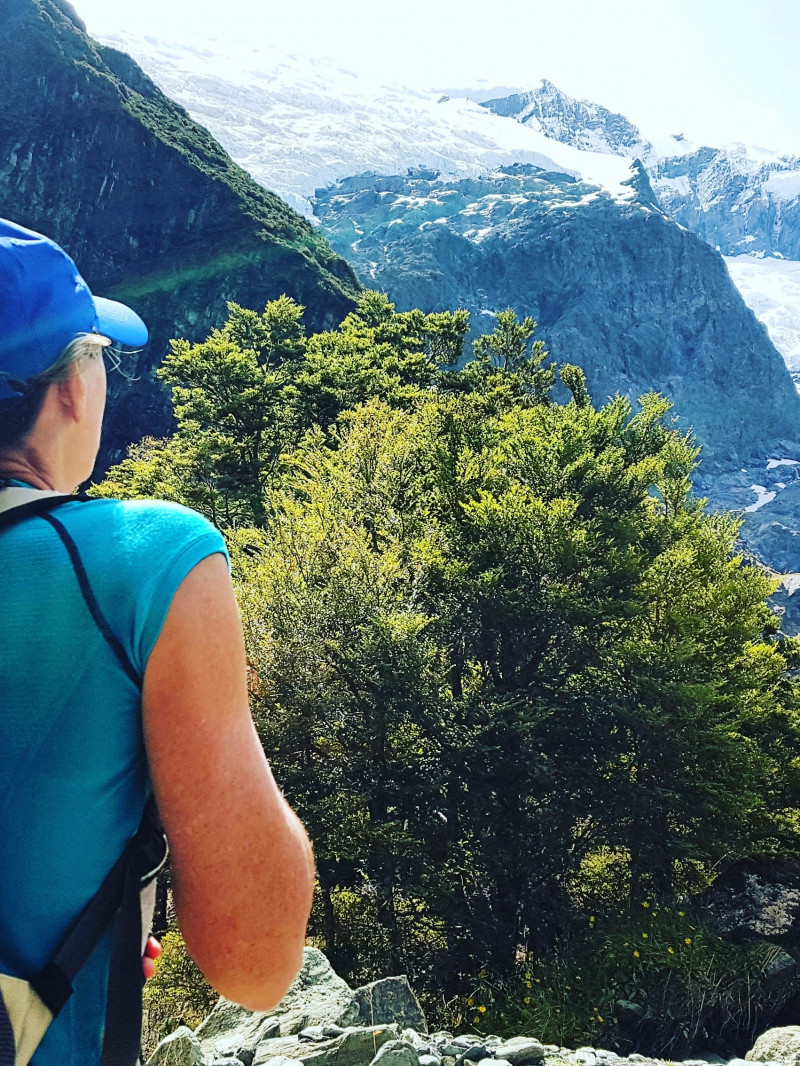 1) Lake Cruise & Mou Waho Island Nature Walk  2) Rob Roy Glacier Guided Walk  3) Alpine Lakes Heli Hike. 4