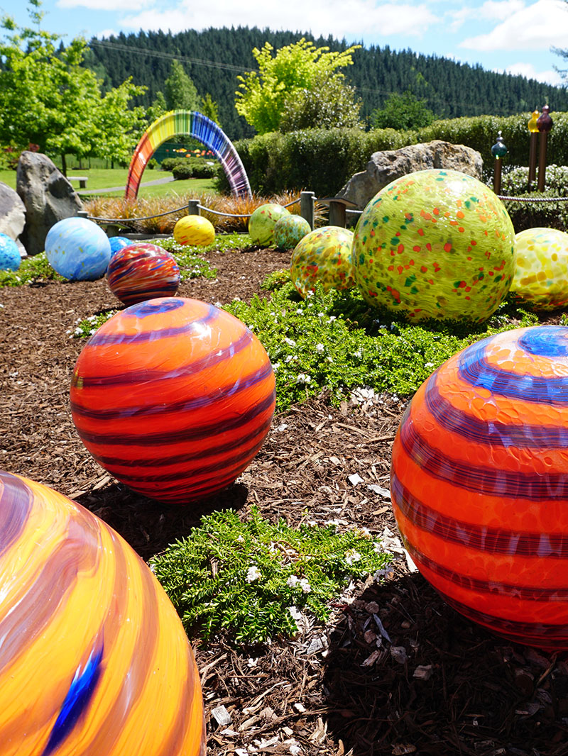 Lava Glass Gallery, Glassblowing Studio & Sculpture Garden 1